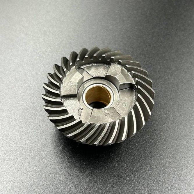 Шестерня переднего хода Yamaha 9,9-15 (T15-06.00.00.18; 15F-06.09; 15A-801030; 15F-16036)  (YUELANG)