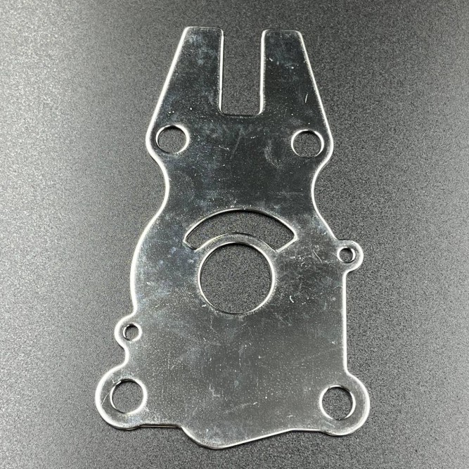 Пластина помпы охлаждения Yamaha 40-50, F30-60 (Sinera)