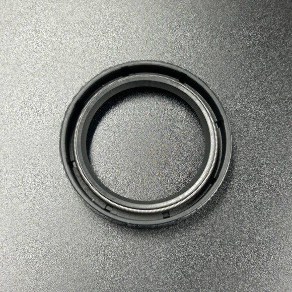 Сальник гребного вала Mercury 75-300 (8M0204700) (Quicksilver)