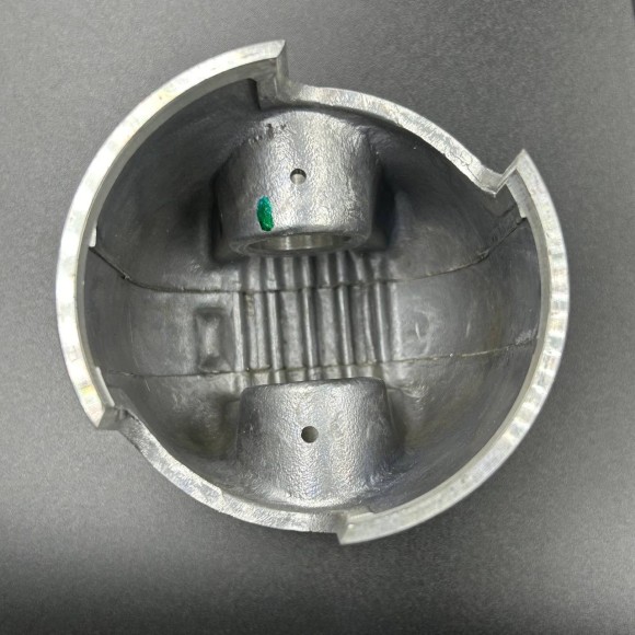 Поршневой комплект Suzuki DT40 (0.50mm) (12100-94400-0.50) (Osaka) Поршневой комплект Suzuki DT40 (0.50mm) (12100-94400-0.50) (Osaka)