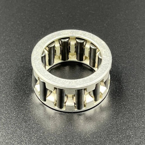 Подшипник шатунный Yamaha 9.9-15 (20x28x14) (Omax) Подшипник шатунный Yamaha 9.9-15 (20x28x14) (Omax)