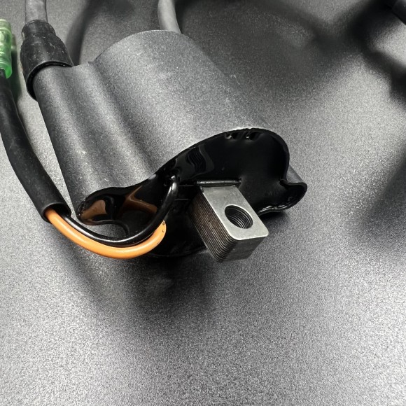 Катушка зажигания высоковольтная Mercury (859738T1;65W-85570-01)(40-60л.с.) (PREMARINE) Катушка зажигания высоковольтная Mercury (859738T1;65W-85570-01)(40-60л.с.) (PREMARINE)