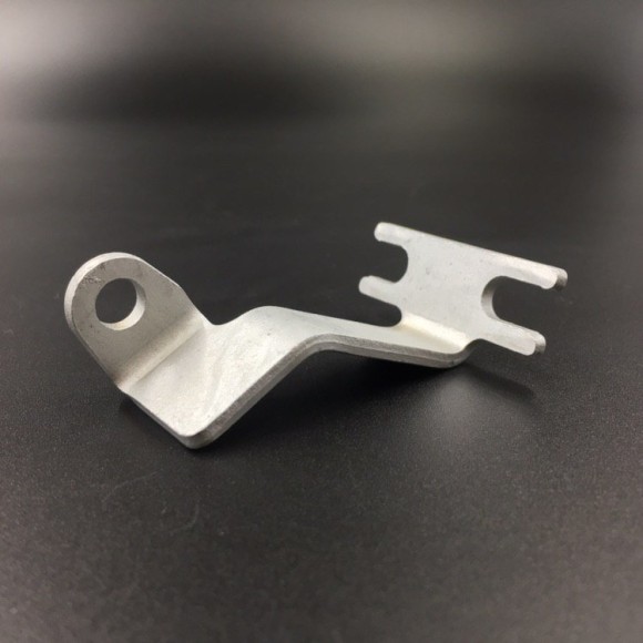 Крепление тросов д/у Yamaha F75-115 (Yamaha)