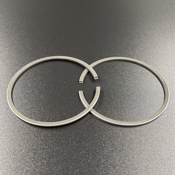 Поршневой комплект Suzuki DT25-30 (+0.25mm) (12110-96353-0.25) (Omax) Поршневой комплект Suzuki DT25-30 (+0.25mm) (12110-96353-0.25) (Omax)