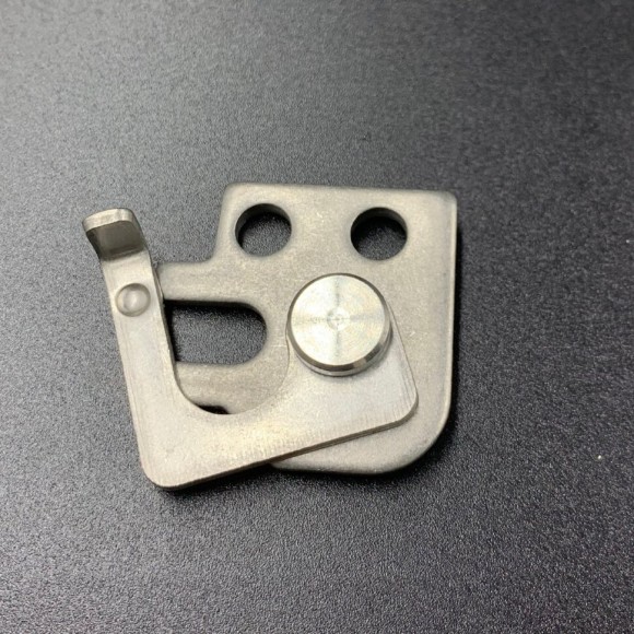 Фиксатор троса управления Tohatsu 30-40 Фиксатор троса управления Tohatsu 30-40