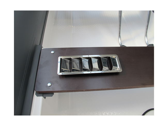 Решетка воздухозаборника 325х112х27 мм