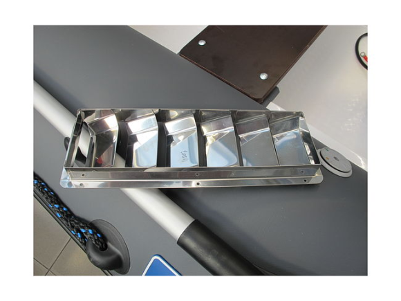 Решетка воздухозаборника 325х112х27 мм