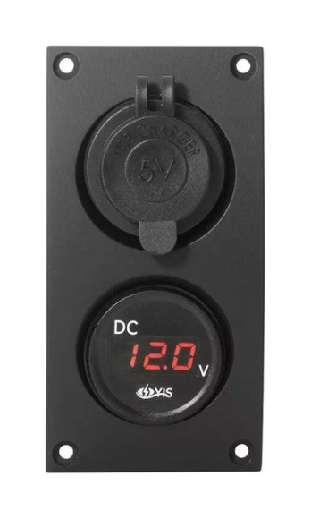 Панель с вольтметром и прикуривателем Панель с вольтметром и прикуривателем