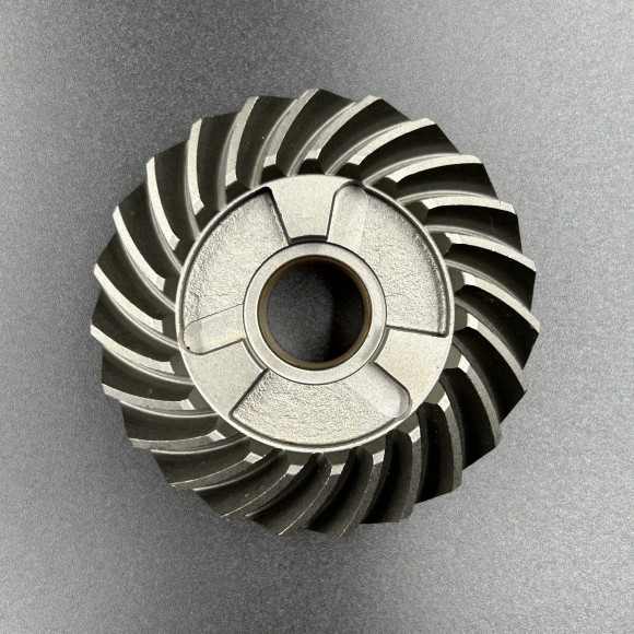 Шестерня переднего хода Suzuki DT40 (57510-94402) (KACAWA)