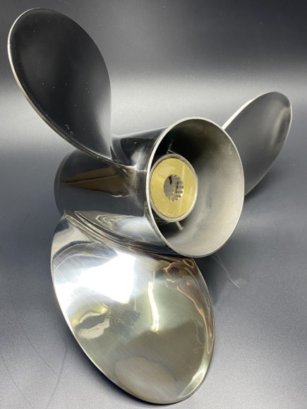 Гребной винт Yamaha 150-300, F150-F275, F300B (3x14-5/8x23) (Правого вращения) (Сталь)