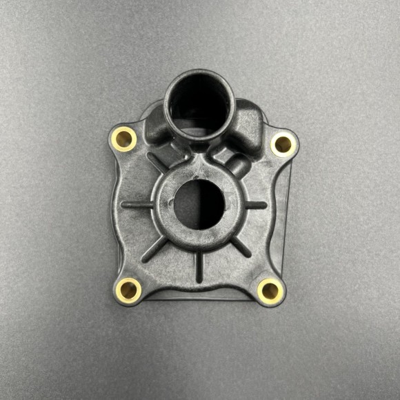 Корпус помпы охлаждения Suzuki DF40-60(A) (Suzuki) Корпус помпы охлаждения Suzuki DF40-60(A) (Suzuki)