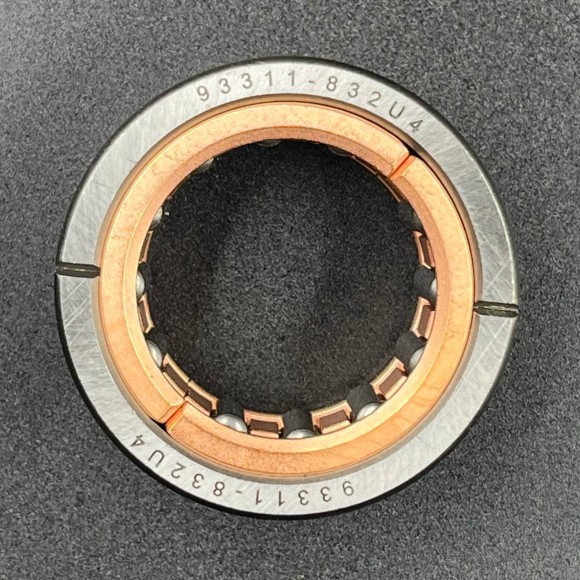 Подшипник роликовый Yamaha 40-55 (С обоймой) (32x52x26) (Omax)