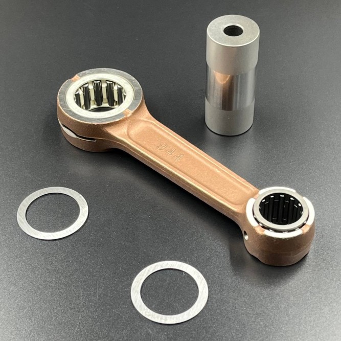 Шатунный комплект Suzuki DT40-65 (12160-94400-KIT) (KACAWA)