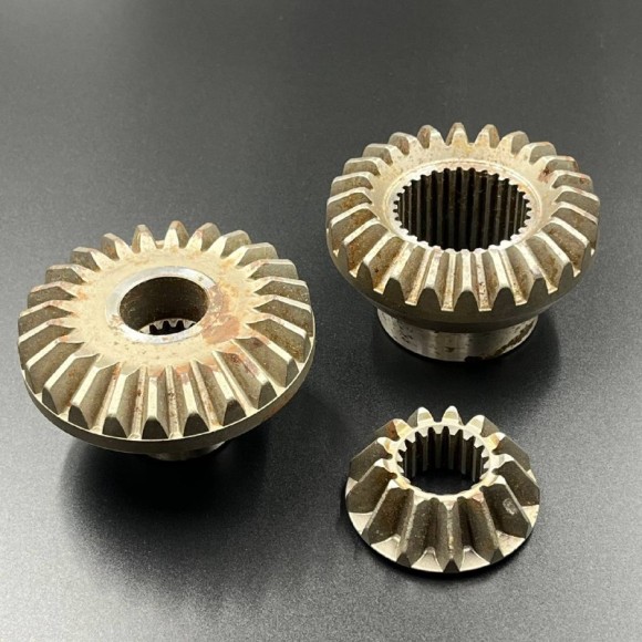 Комплект шестерен нижнего редуктора Mercruiser Bravo 1(13/24)(2.43:1) (УЦЕНКА: ржавчина/без упаковк