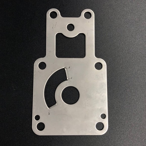 Пластина помпы охлаждения Yamaha F20-25 (Yamaha)