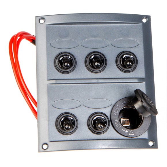 Панель бортового питания AAA с тумблерами переключателей - 5, гнёзд предохранителей - 3, прикуриватель