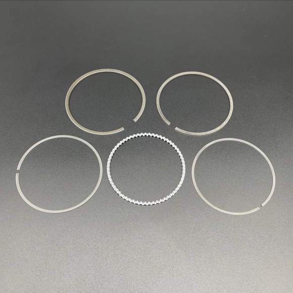 Кольца поршневые, комплект на один поршень Suzuki DF60-70 (STD) (Suzuki) Кольца поршневые, комплект на один поршень Suzuki DF60-70 (STD) (Suzuki)