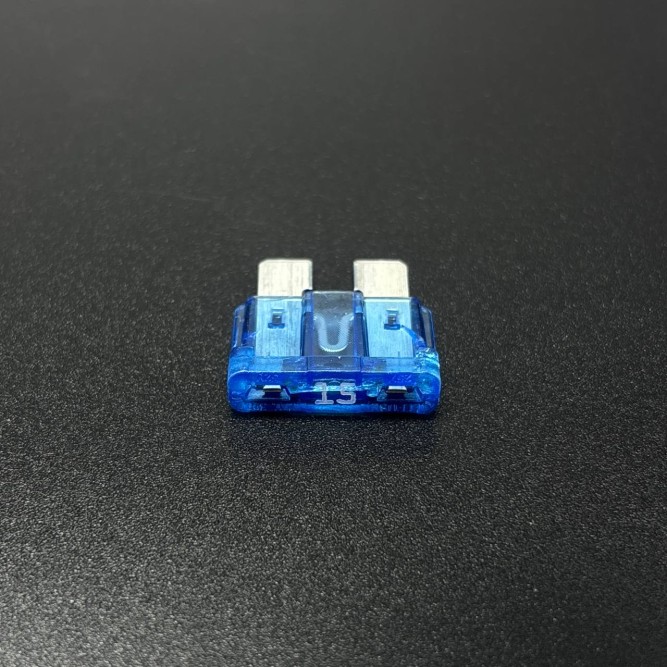 Предохранитель 15А FUSE-15 AMP  (Quicksilver)