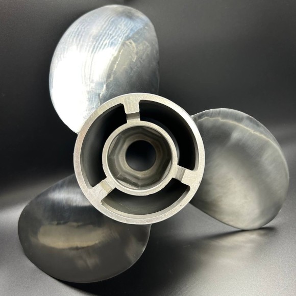 Гребной винт Mercury 150-300, ALPHA, BRAVO I (3x16x21) (8M0040402) (Сталь) Гребной винт Mercury 150-300, ALPHA, BRAVO I (3x16x21) (8M0040402) (Сталь)