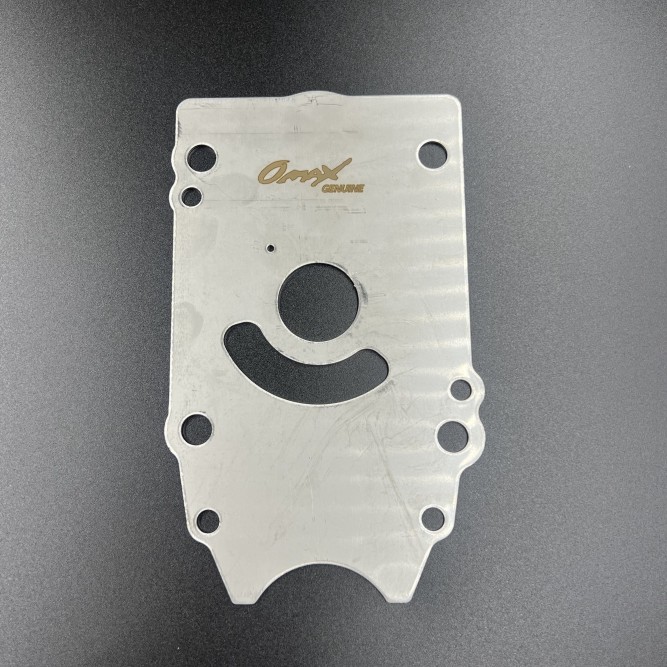 Пластина помпы охлаждения Suzuki DF200-300/DF250-300(A)  (Omax)