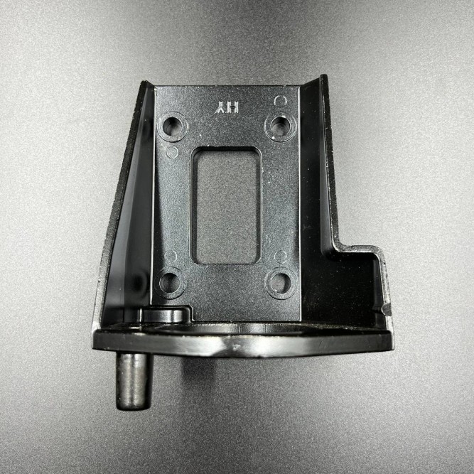 Крепление электростартера Suzuki DT25-30 (Premarine)