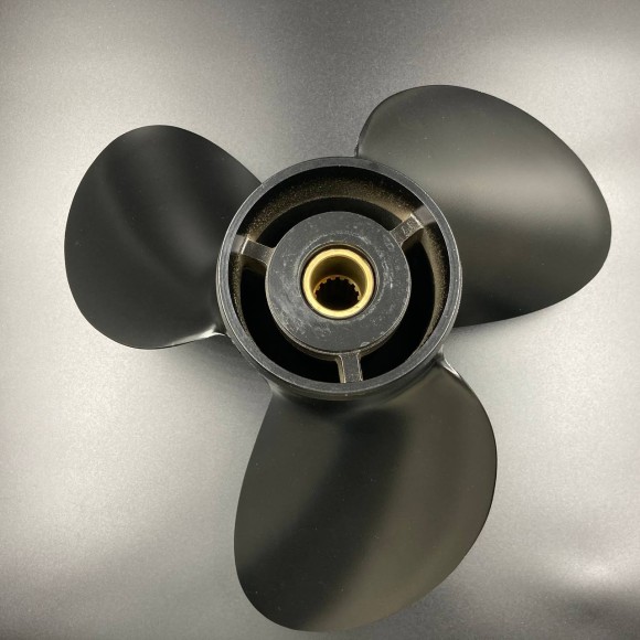 Гребной винт Yamaha 150-300, F150-F275, F300B (3x15x17)