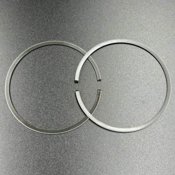 Кольца поршневые, комплект на один поршень Yamaha VK 540 (STD) (R09-808; 8R6-11601-00-00) (Sinera) Кольца поршневые, комплект на один поршень Yamaha VK 540 (STD) (R09-808; 8R6-11601-00-00) (Sinera)