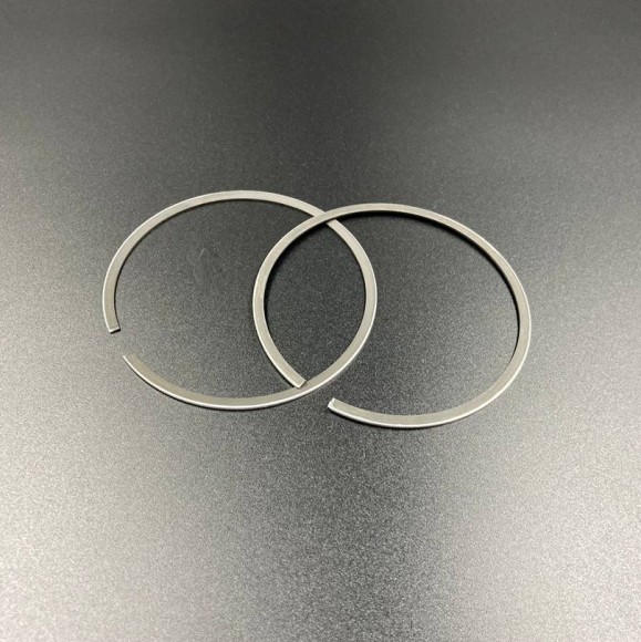 Кольца поршневые, комплект на один поршень Yamaha VK 540 (STD) (R09-808; 8R6-11601-00-00) (Sinera) Кольца поршневые, комплект на один поршень Yamaha VK 540 (STD) (R09-808; 8R6-11601-00-00) (Sinera)