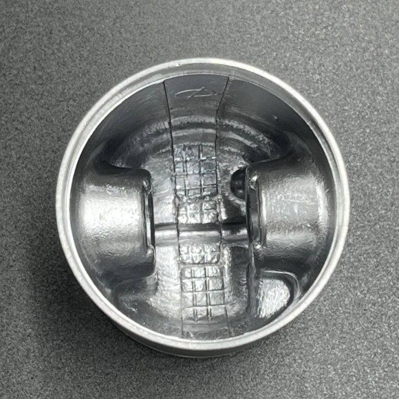 Поршень Yamaha 3 (STD) (PREMARINE) Поршень Yamaha 3 (STD) (PREMARINE)