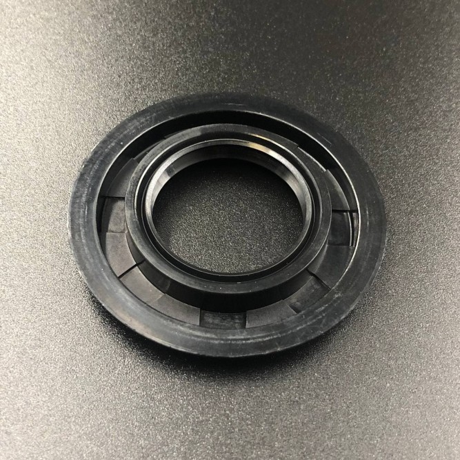 Лабиринтное уплотнение коленвала Yamaha 9.9-15 (резиновое) (Omax)