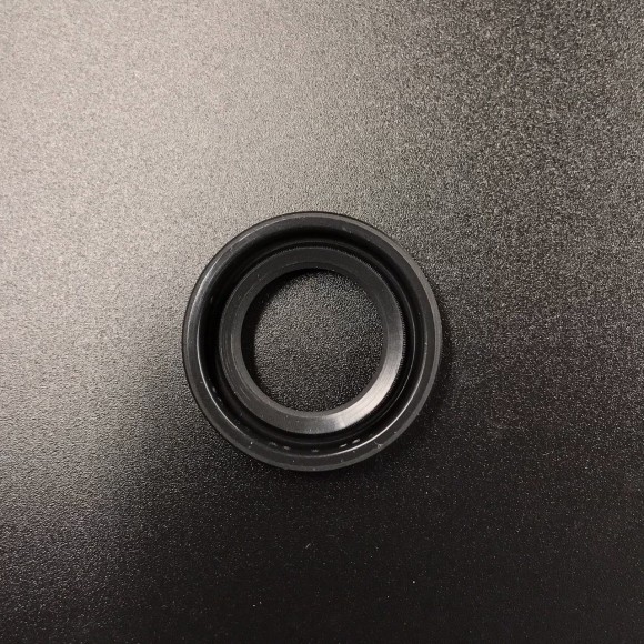 Сальник Suzuki (09282-17009) (17x28x6) (Suzuki)