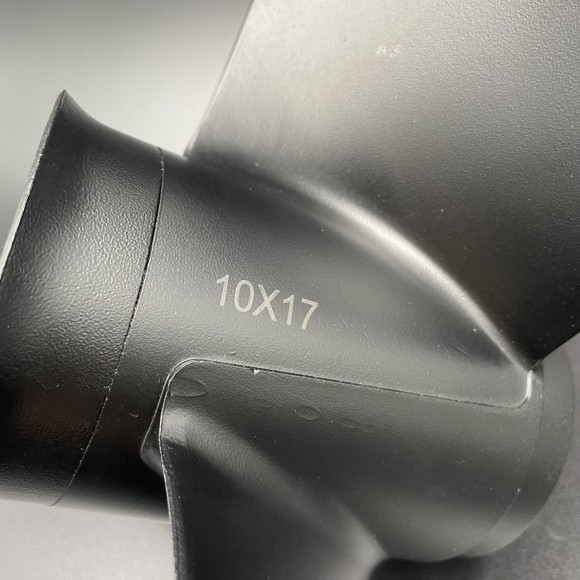 Гребной винт Mercury 25-70 (3x10x17)