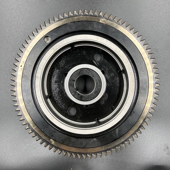 Маховик Yamaha 40X (C венцом для электростартера) (YUELANG)