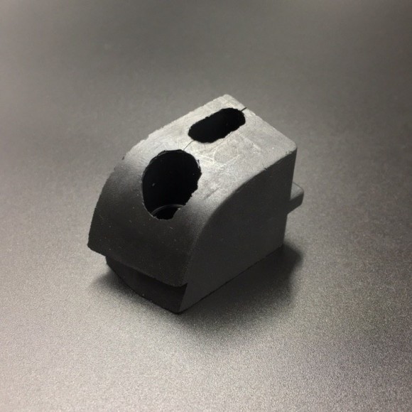 Уплотнение тросов д/у Yamaha 40-50 (6H4-42724-20) (Yamaha) Уплотнение тросов д/у Yamaha 40-50 (6H4-42724-20) (Yamaha)