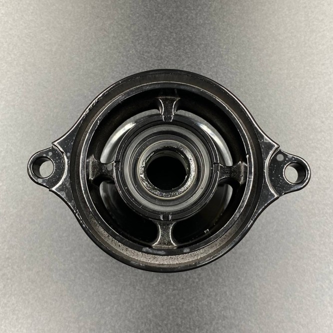 Обойма гребного вала Suzuki DT9.9-15, DF9.9-15 (В сборе) (56120-93900-0EP) (KACAWA)
