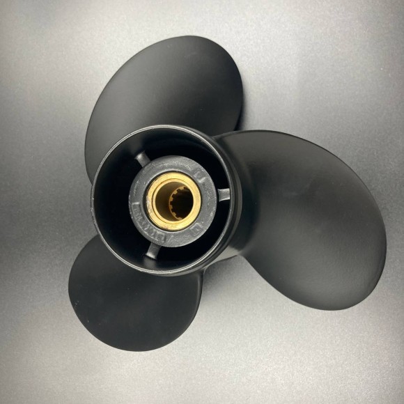 Гребной винт Mercury 25-70 (3x10-1/2x13) Гребной винт Mercury 25-70 (3x10-1/2x13)