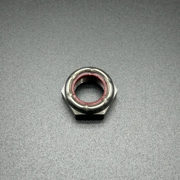 Гайка стальная диам. 10 мм NUT @2 (Quicksilver)