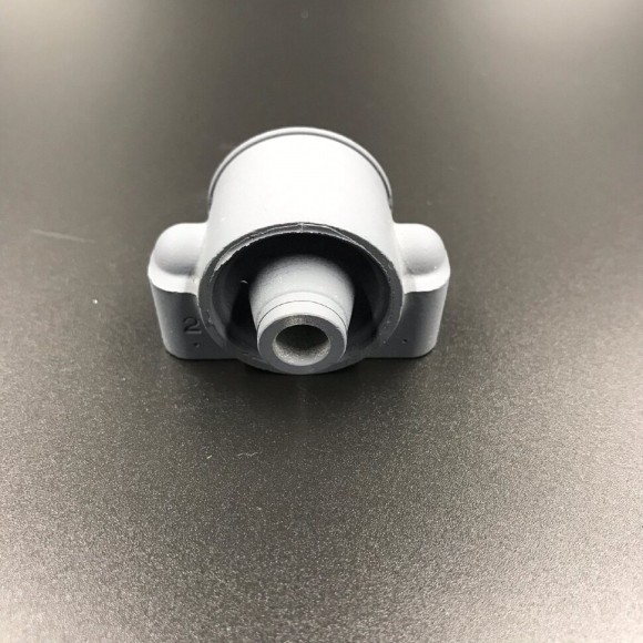 Демпфер опорный резиновый Yamaha 9.9-15 Old (Верхний) (Yamaha)