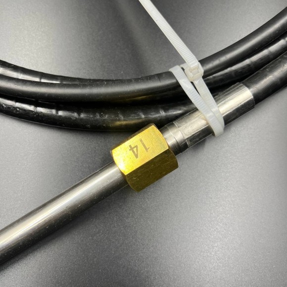 Трос рулевой (14FT) (M58) (PWB) Трос рулевой (14FT) (M58) (PWB)