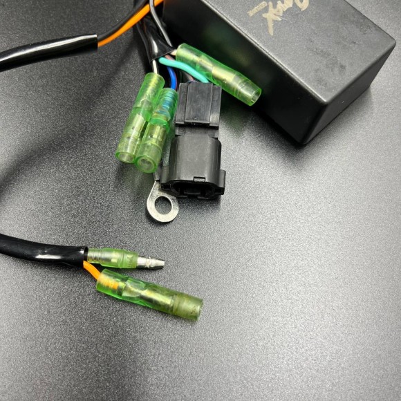 Коммутатор Suzuki DT20-30 (Omax)