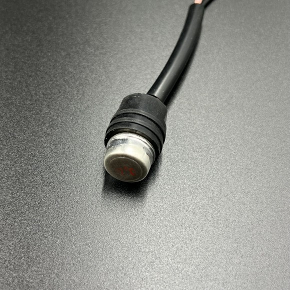 Датчик температуры двигателя Yamaha 40-250 ( 40F-01.06.00.17) (YUELANG)