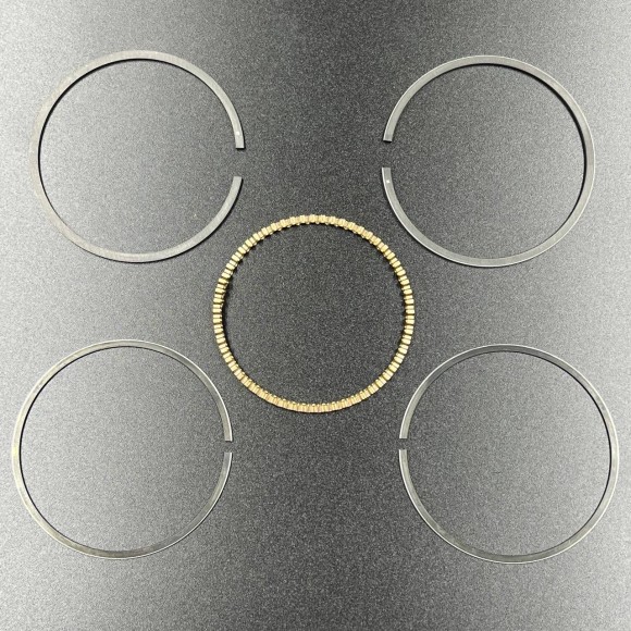 Кольца поршневые, комплект на один поршень Suzuki DF4-6 (STD) (Omax)