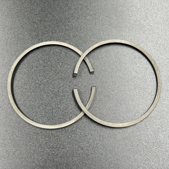 Кольца поршневые Mercury 4-5 (Quicksilver) Кольца поршневые Mercury 4-5 (Quicksilver)