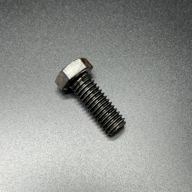 Болт стальной диам. 10 мм SCREW (Quicksilver)
