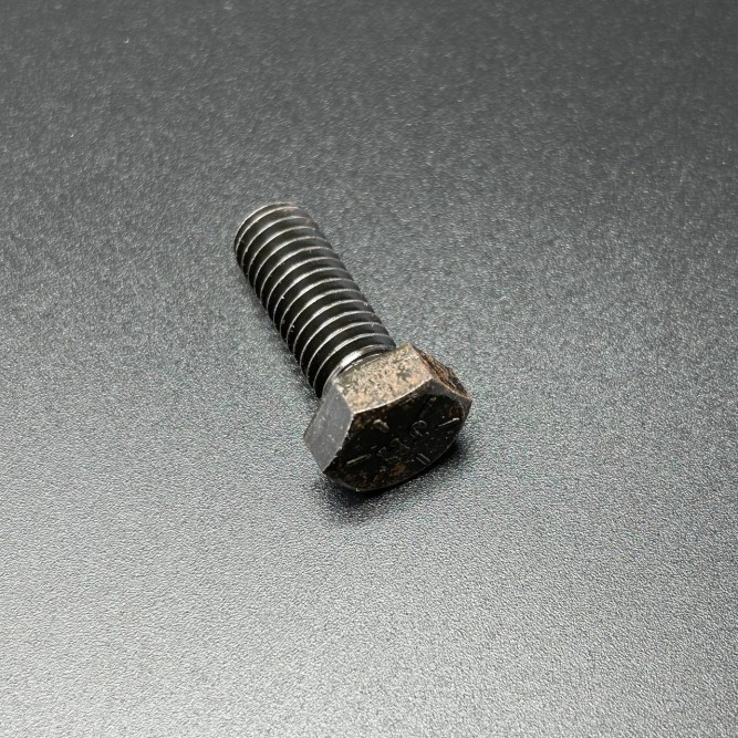 Болт стальной диам. 10 мм SCREW (Quicksilver)