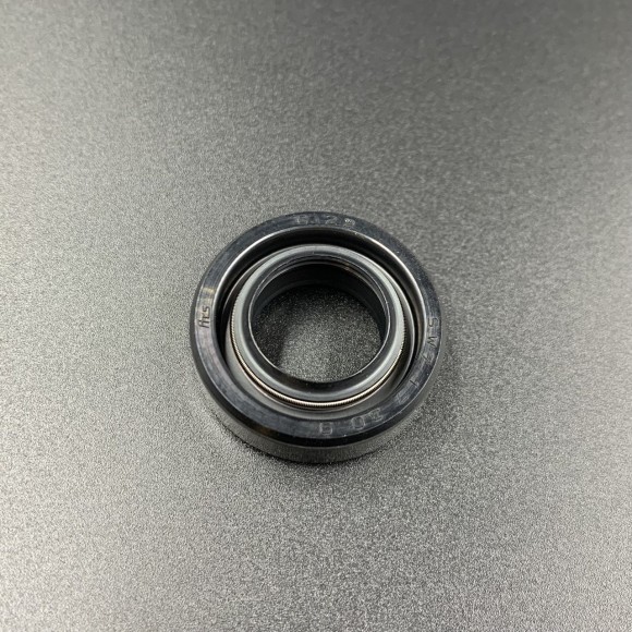 Сальник редуктора Suzuki 09289-17004