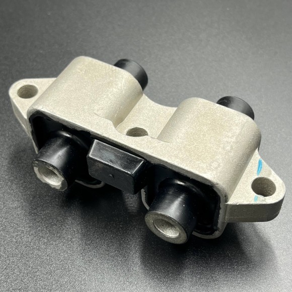 Демпфер опорный резиновый Yamaha 40X (Верхний) (YUELANG)