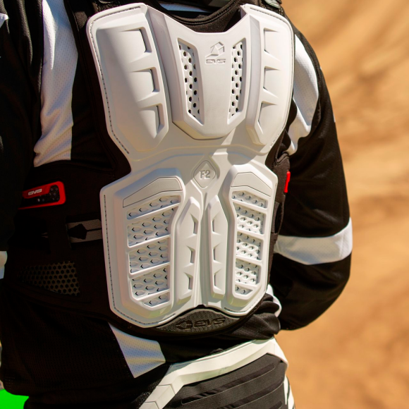 Жилет защитный EVS Roost F2 White, M Жилет защитный EVS Roost F2 White, M