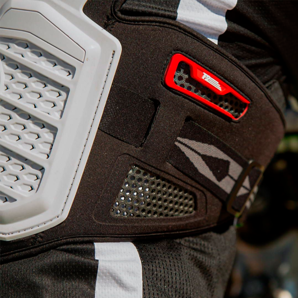 Жилет защитный EVS Roost F2 White, M Жилет защитный EVS Roost F2 White, M