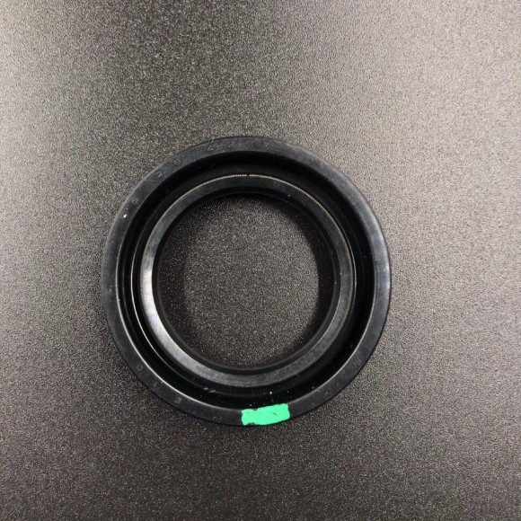 Сальник Yamaha (93101-28018) (28x43x7) (Yamaha)